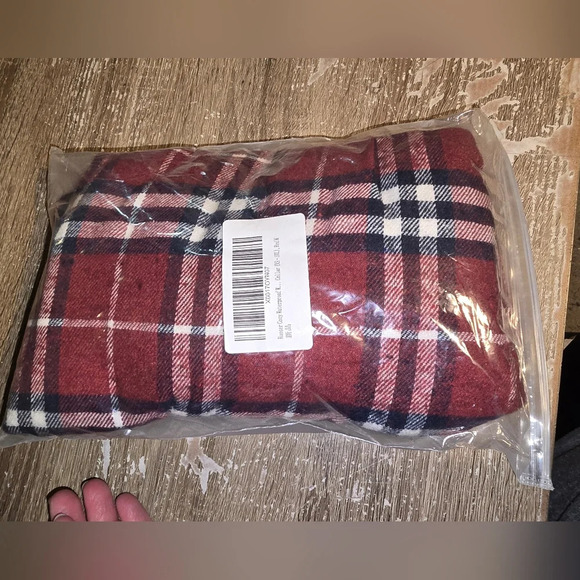 NWT Kuoser Plaid Reversible Winter Dog Coat Cold Weather Quilted Puffy Vest M - Picture 6 of 12